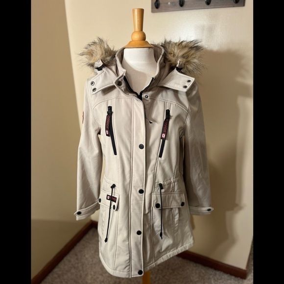Canada Weathergear Tan Coat W/Detachable Faux Fur Hat Sz L - Picture 8 of 13